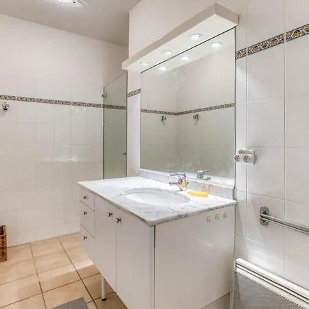 Cozy In With Wifi * Royan