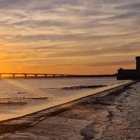 Cozy In With Wifi * Royan